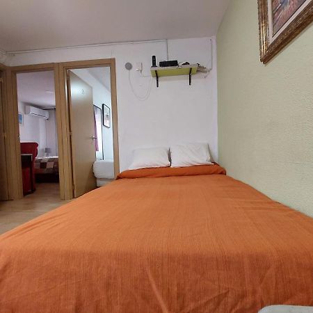 Homestay Extremadura Мадрид Екстериор снимка