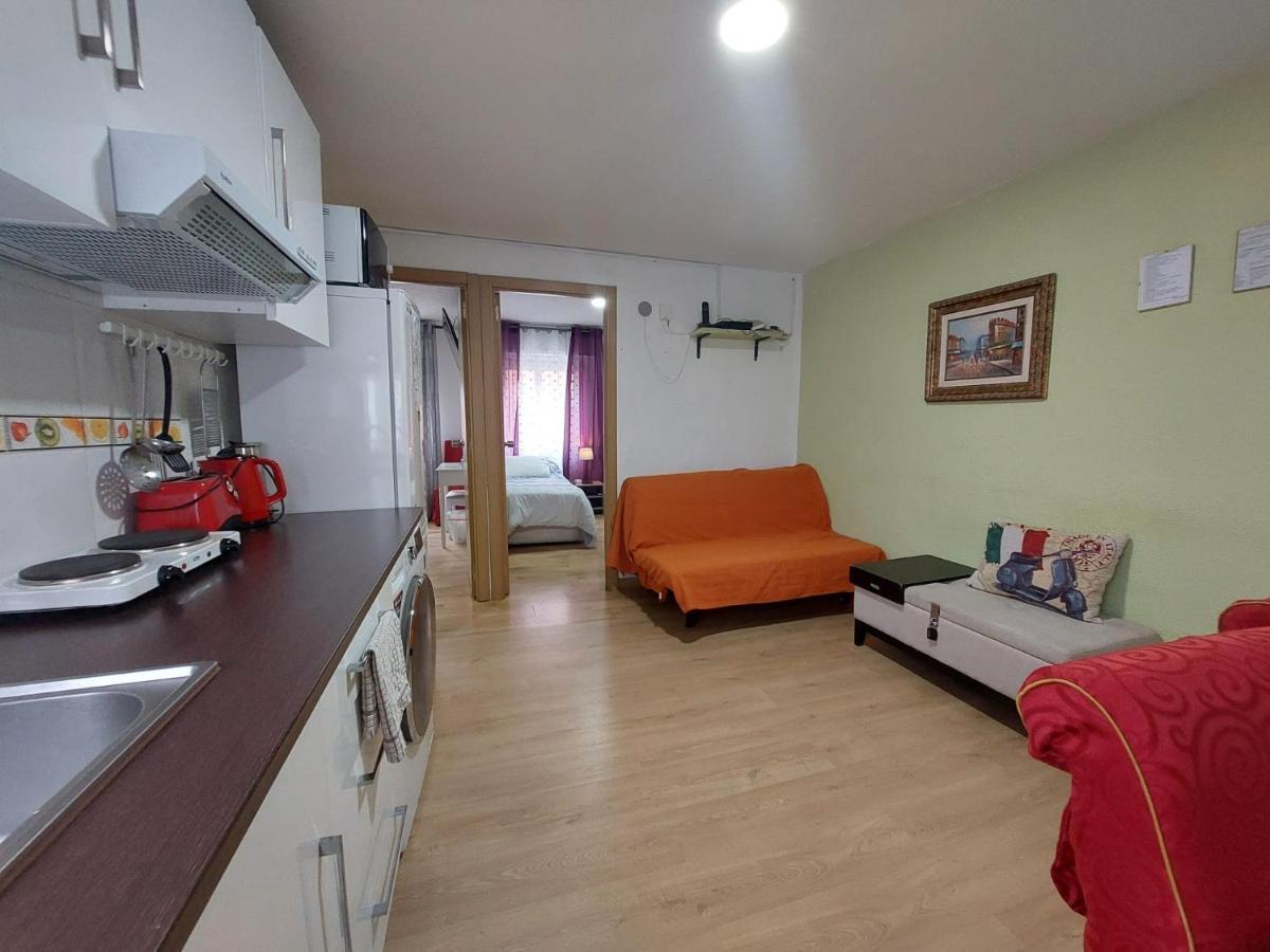 Homestay Extremadura Мадрид Екстериор снимка