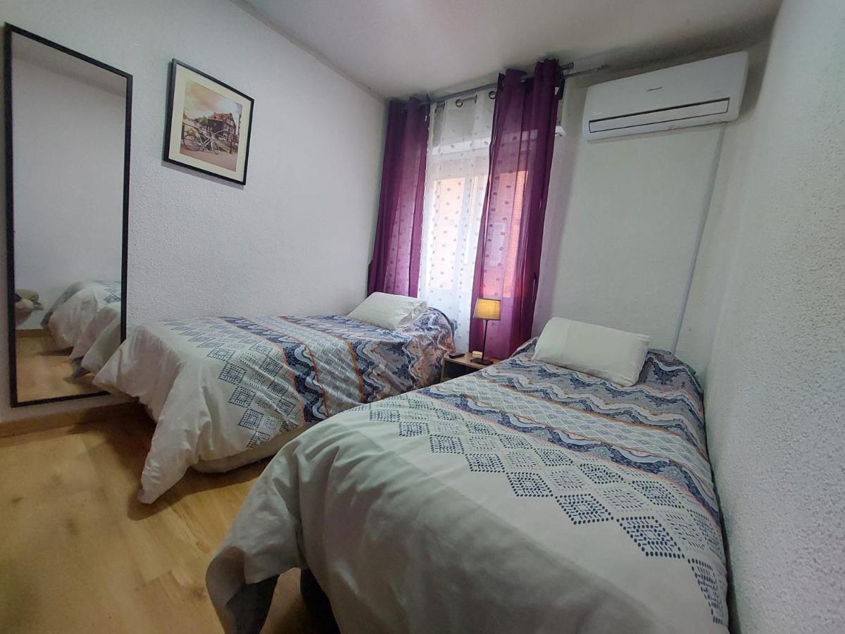 Homestay Extremadura Мадрид Екстериор снимка