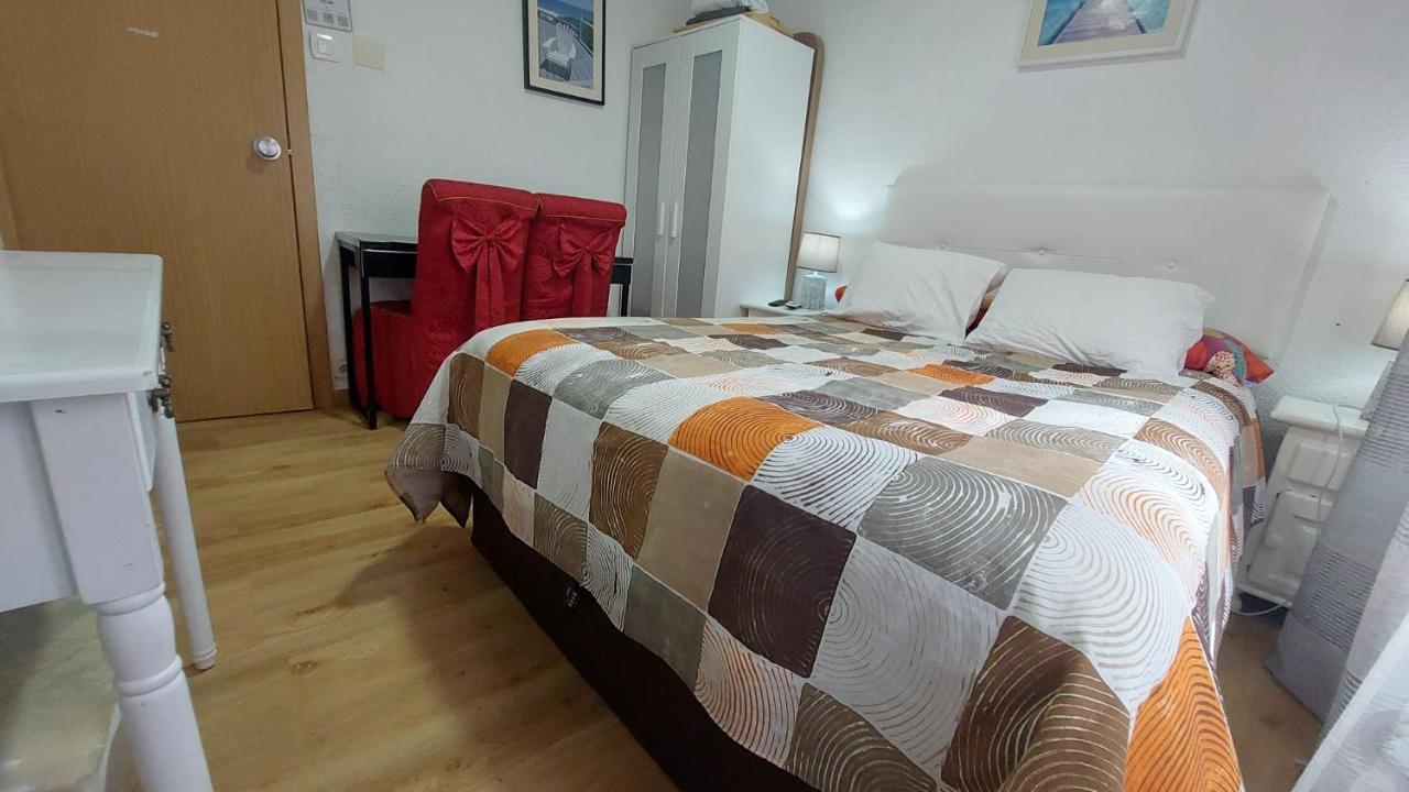 Homestay Extremadura Мадрид Екстериор снимка